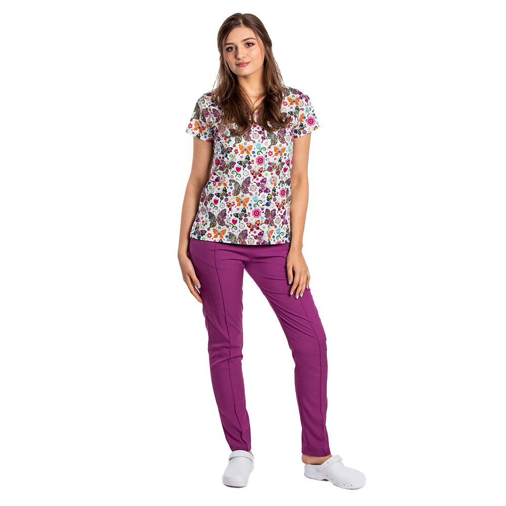 Costum medical stretch Fantasy cu bluza imprimata si pantaloni stretch magenta cu snur si elastic 4